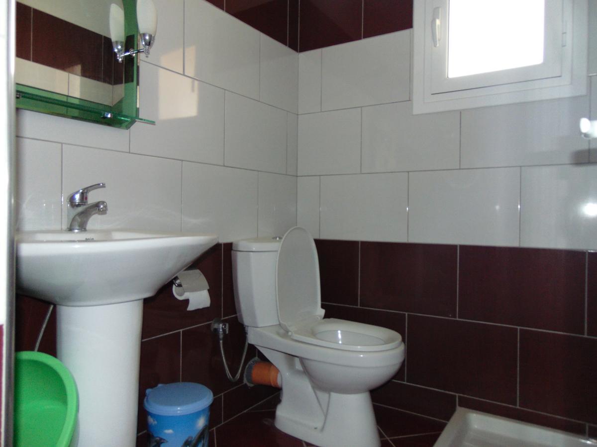 Kreshta Guest house